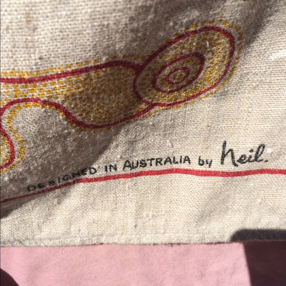 Australian Aboriginal Art Tapestry/Tablecloth - Picture 5 of 7